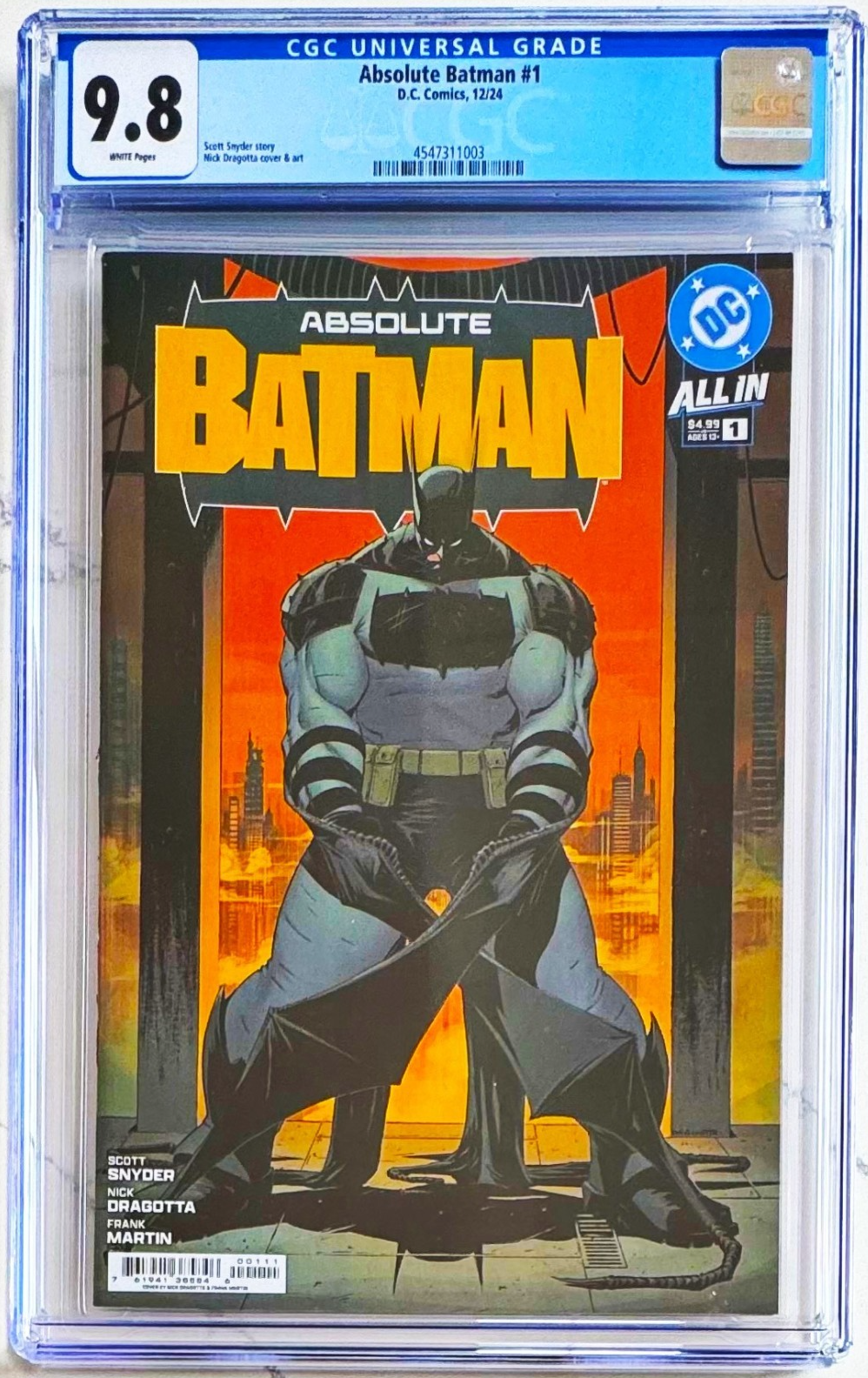 ABSOLUTE BATMAN #1 COVER A NICK DRAGOTTA CGC 9.8 VARIANT BY SCOTT SNYDER